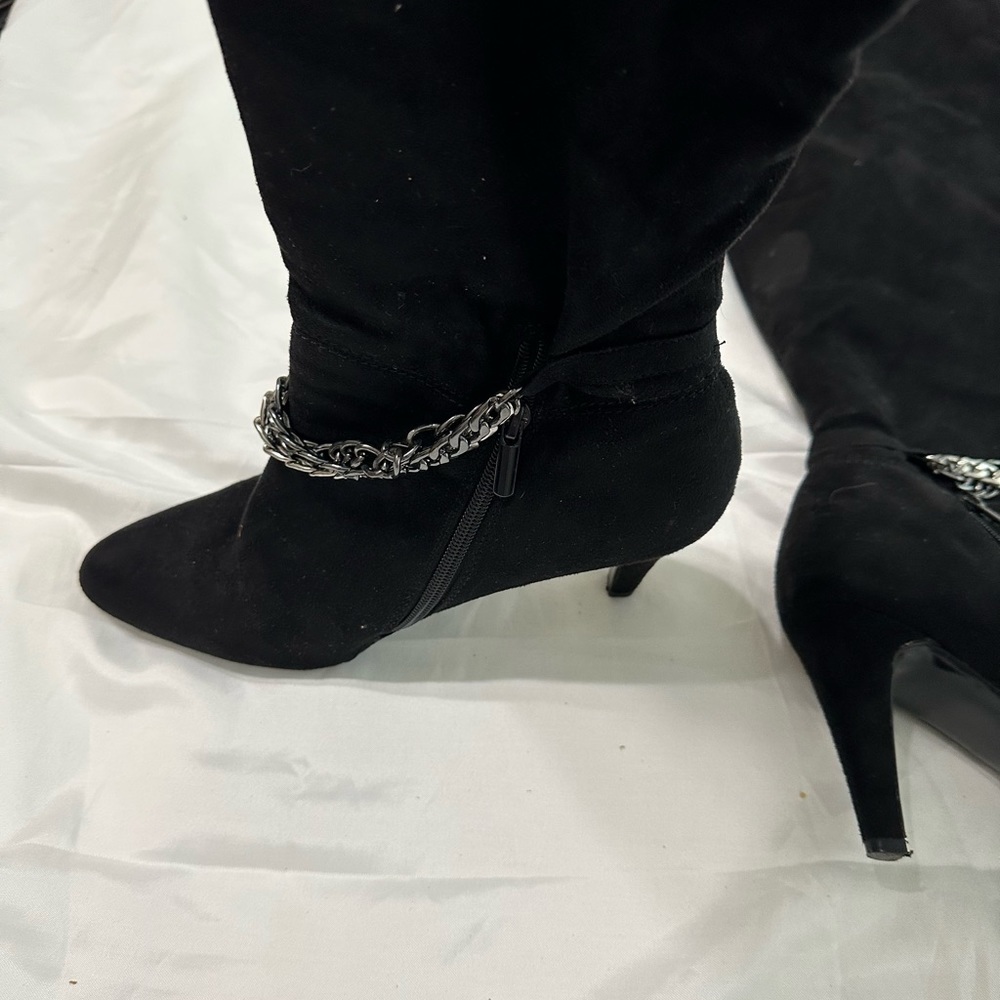 Velvet heart chained black boots size 9.5 - Picture 6 of 13